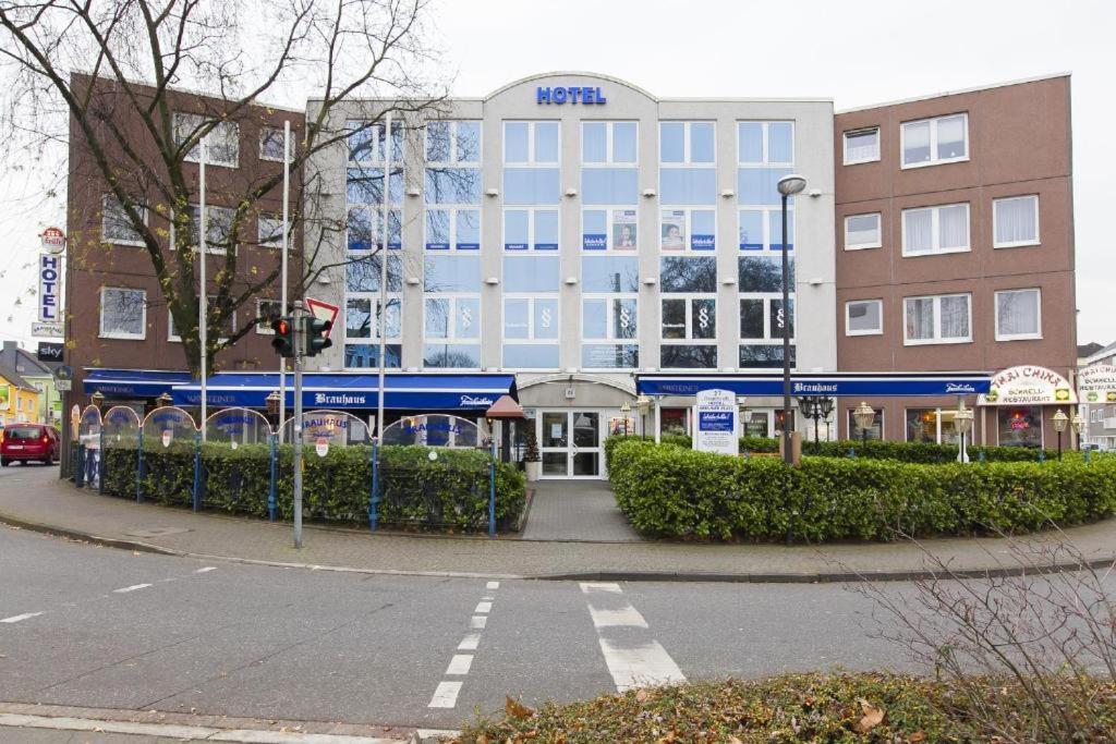 Hotel Am Berliner Platz Langenfeld  Exteriör bild