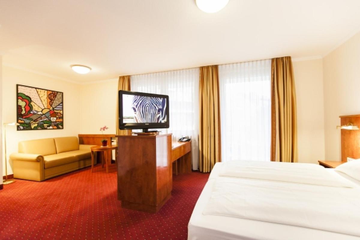 Hotel Am Berliner Platz Langenfeld  Rum bild